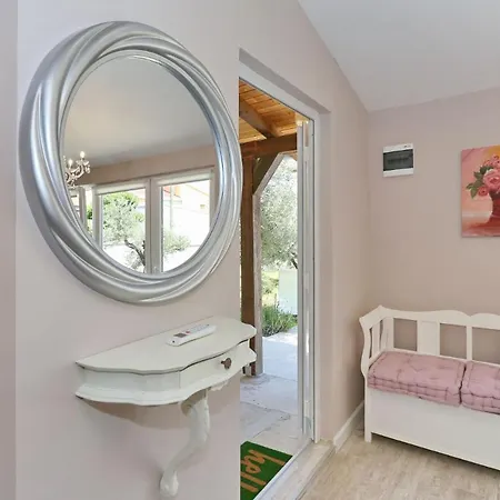 Hacienda Mia With Yacuzzi,bbq , Free Parking * 자다르