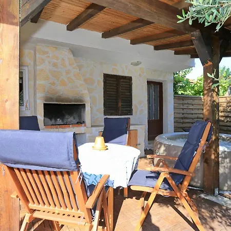 Villa Hacienda Mia With Yacuzzi